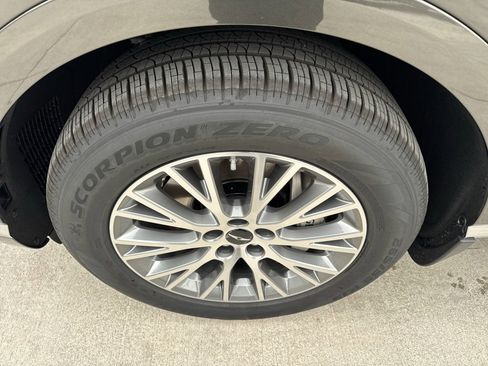 New 2026 Genesis GV80 2.5T image 22