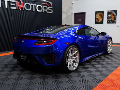 Used 2017 Acura NSX AWD/4WD image 21