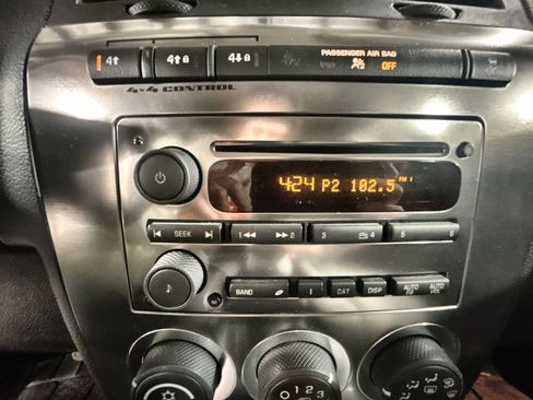 Used 2008 HUMMER H3 image 14