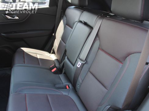Used 2022 Chevrolet Blazer RS FWD image 23