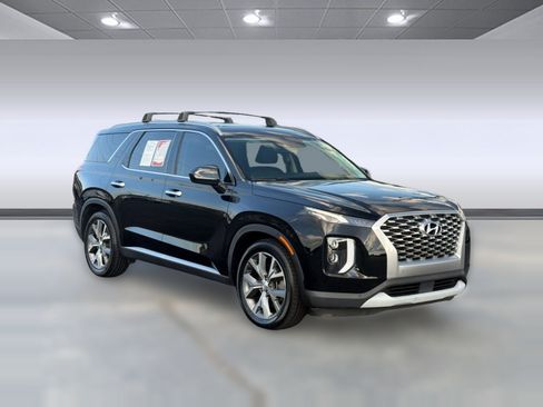 Used 2022 Hyundai Palisade SEL w/ Premium Package FWD image 11