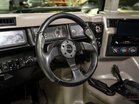 Used 2001 HUMMER H1 4-Door Wagon image 13