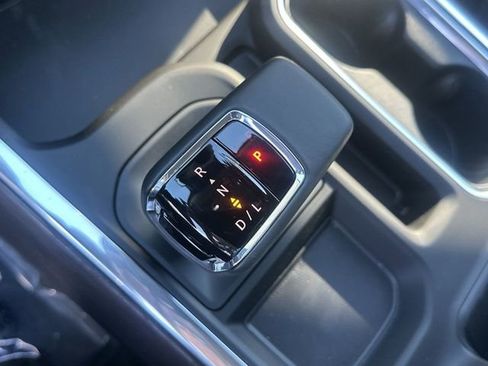 New 2026 GMC Sierra 1500 SLT w/ SLT Premium Package AWD/4WD image 16
