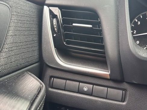 Certified 2021 Nissan Rogue SV AWD/4WD image 19