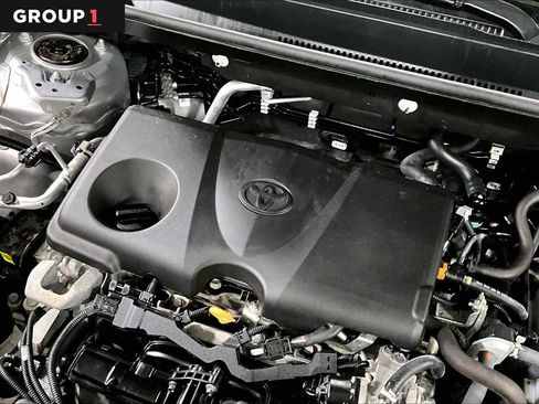 Used 2023 Toyota RAV4 XLE AWD/4WD image 33