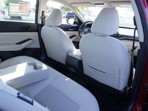 Certified 2025 Nissan Altima 2.5 SV image 10