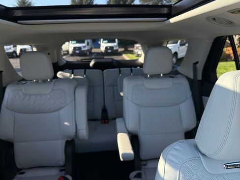 New 2026 Ford Explorer Platinum w/ LUX Leather Package image 23