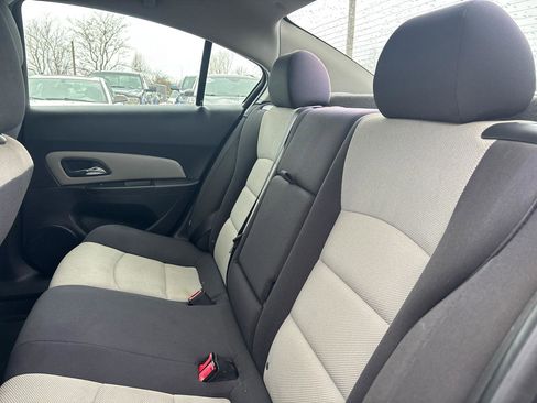 Used 2012 Chevrolet Cruze LS image 16