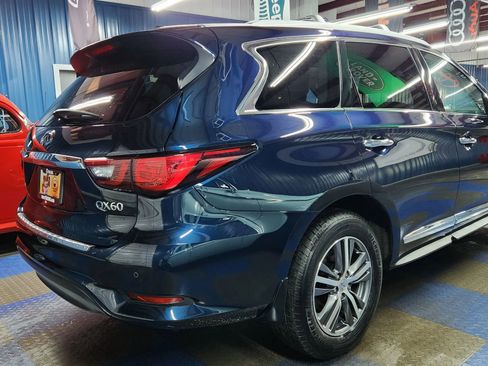 Used 2020 INFINITI QX60 Luxe w/ Essential Package image 3