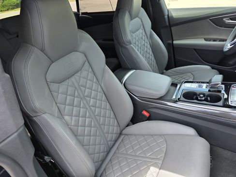 Used 2023 Audi SQ8 Premium Plus image 28