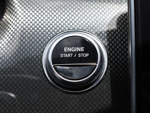 Used 2024 Mercedes-Benz C 63 AMG S image 34