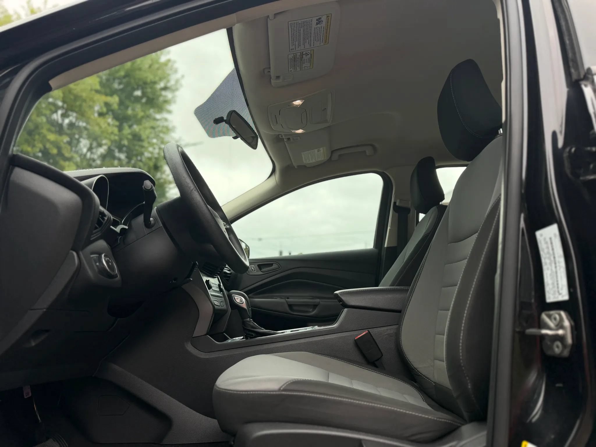Used 2019 Ford Escape S FWD image 17
