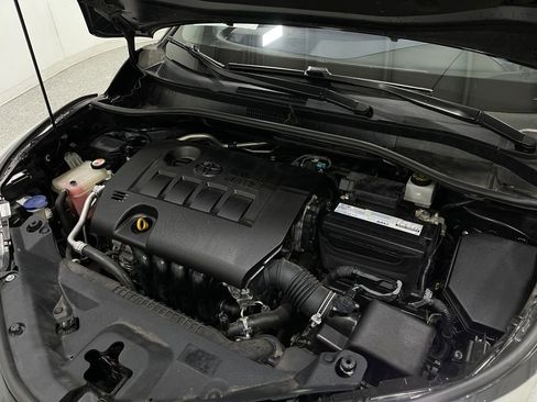 Used 2020 Toyota C-HR XLE image 26