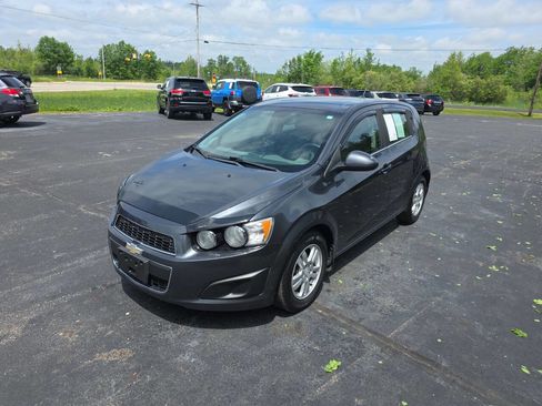 Used 2013 Chevrolet Sonic LT FWD image 2