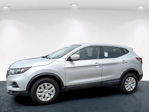 Used 2020 Nissan Rogue Sport S FWD image 14