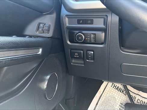 Used 2024 Ford Expedition XLT RWD image 36