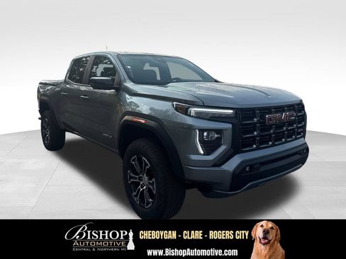 Used 2024 GMC Canyon AT4 w/ AT4 Premium Package AWD/4WD image 17