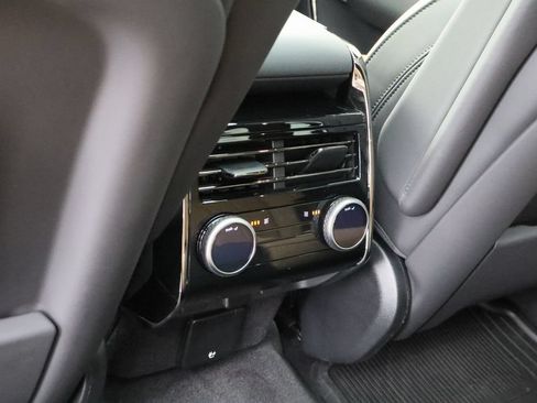 Used 2026 Land Rover Range Rover Sport Dynamic SE AWD/4WD image 24