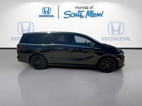 Certified 2023 Honda Odyssey Sport image 8
