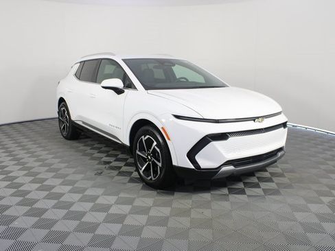 Used 2024 Chevrolet Equinox EV LT image 27