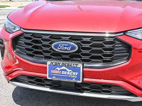 Used 2024 Ford Escape ST-Line w/ Tech Pack #1 FWD image 5