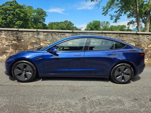Used 2023 Tesla Model 3 Standard Range RWD image 7