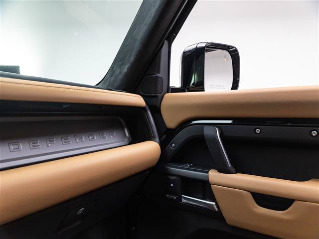 New 2026 Land Rover Defender 130 V8 AWD/4WD image 30