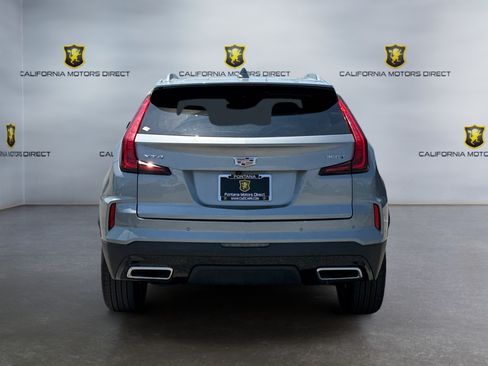 Used 2025 Cadillac XT4 Premium Luxury FWD image 4
