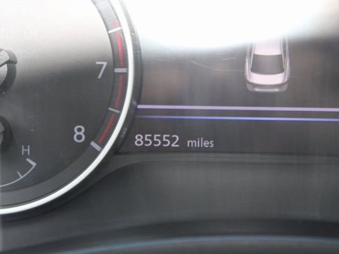 Used 2020 Nissan Sentra SR image 9