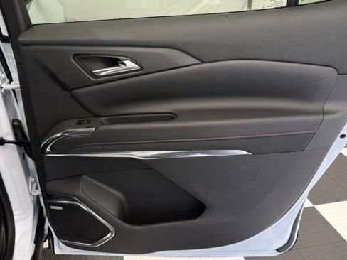 New 2026 Chevrolet Traverse RS image 30