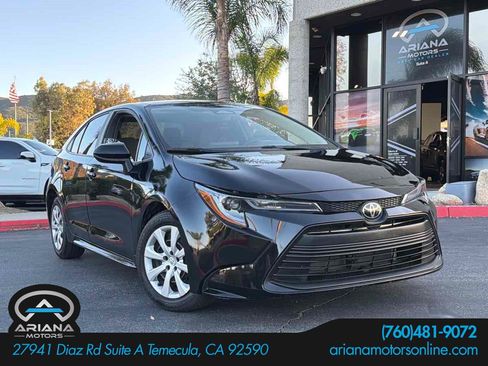 Used 2025 Toyota Corolla LE FWD image 1