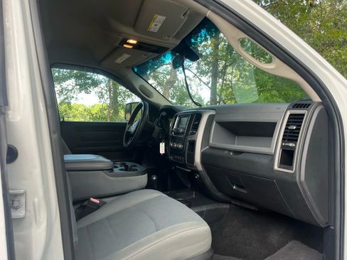 Used 2017 RAM 3500 Tradesman w/ Chrome Appearance Group image 16
