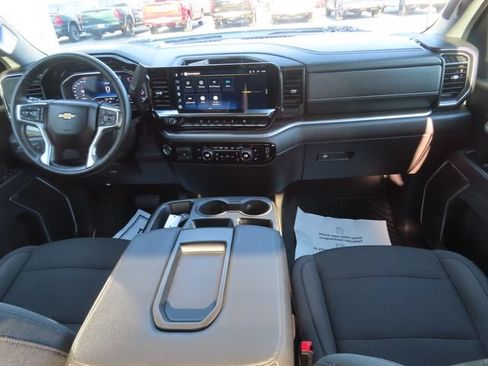 Used 2025 Chevrolet Silverado 2500 LT w/ Convenience Package AWD/4WD image 27