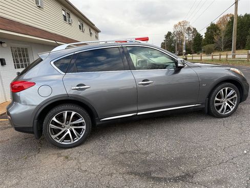 Used 2016 INFINITI QX50 2WD w/ Technology Package image 7