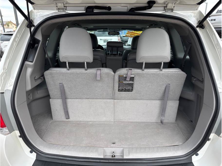 Used 2013 Toyota Highlander SE FWD image 21