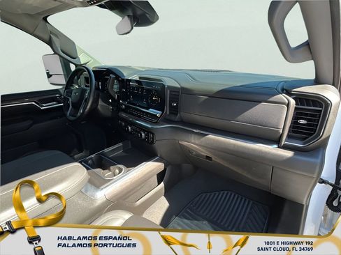 Used 2025 Chevrolet Silverado 2500 LTZ w/ LTZ Plus Package image 30