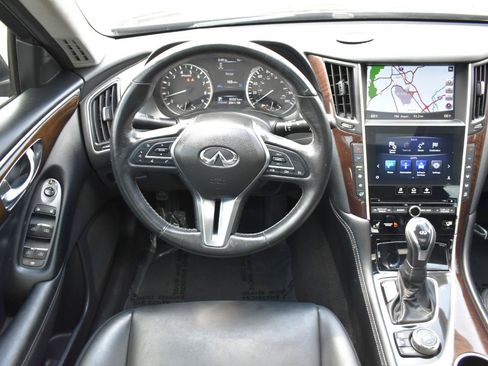 Used 2019 INFINITI Q50 Luxe w/ Essential Package (3.0T Luxe) RWD image 12