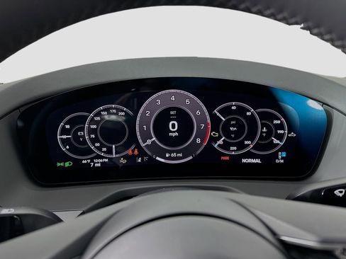 New 2026 Porsche Panamera image 13