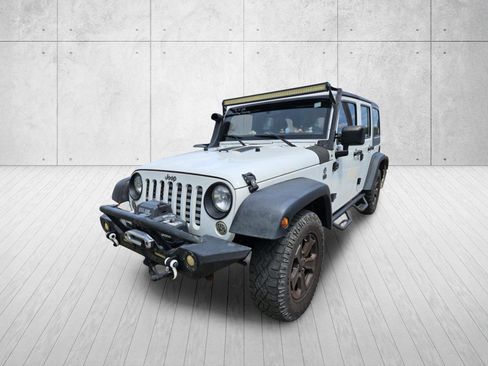 Used 2018 Jeep Wrangler Unlimited Sport AWD/4WD image 4