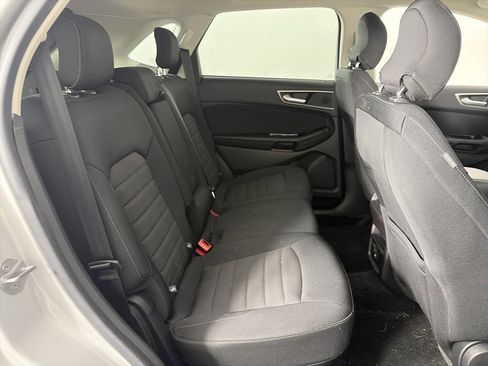 Used 2018 Ford Edge SEL image 29