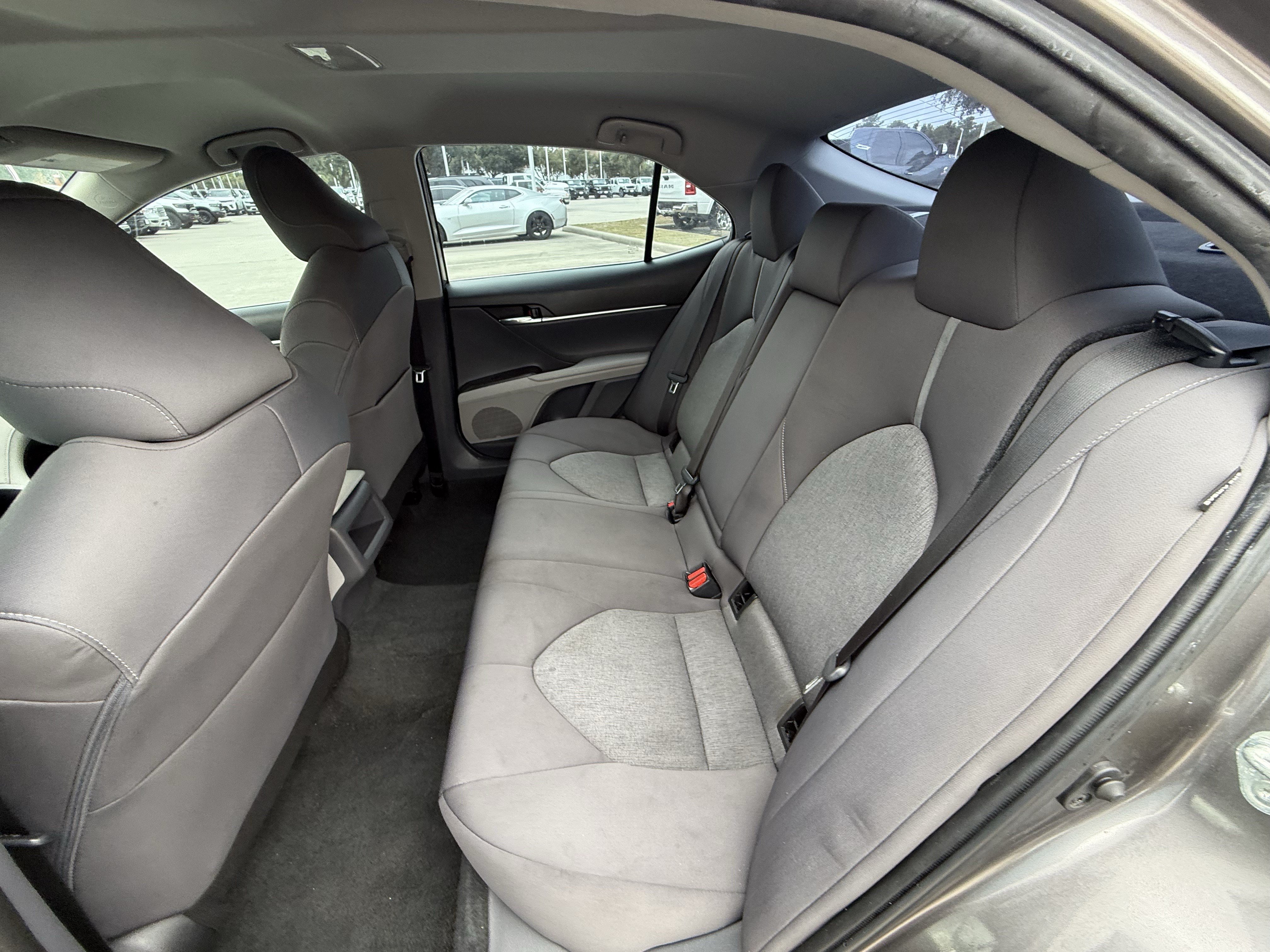 Used 2022 Toyota Camry LE FWD image 28