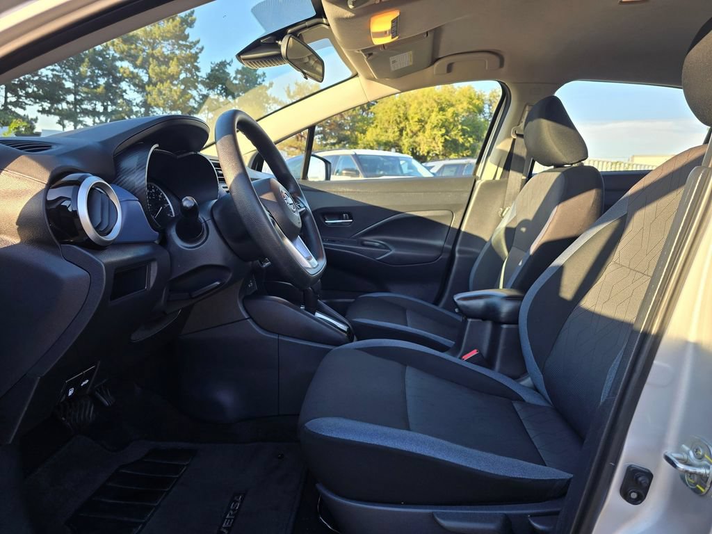 Used 2024 Nissan Versa SV FWD image 11