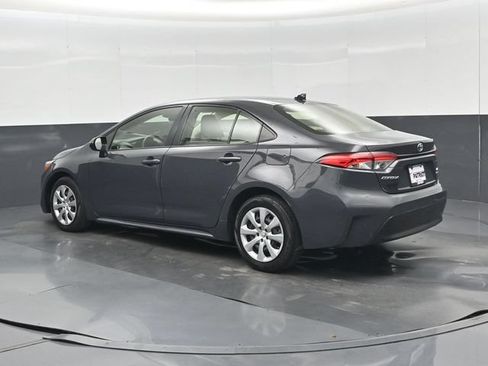 Used 2025 Toyota Corolla LE FWD image 36