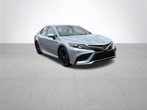 Used 2024 Toyota Camry XSE image 4