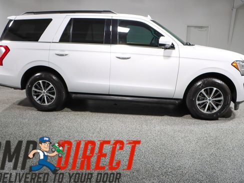 Used 2021 Ford Expedition XLT image 6