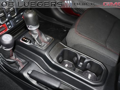 Used 2021 Jeep Wrangler Unlimited Rubicon AWD/4WD image 19