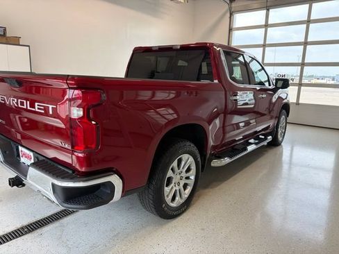 Used 2023 Chevrolet Silverado 1500 LTZ w/ LTZ Premium Package AWD/4WD image 9