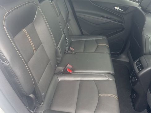 Used 2024 Chevrolet Equinox Premier image 10
