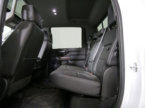 Used 2022 GMC Sierra 3500 Denali w/ Denali Ultimate Package image 21