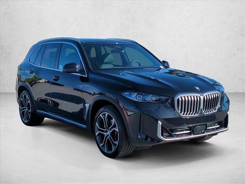 Certified 2026 BMW X5 sDrive40i image 3